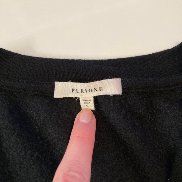 Pleione zip up cold shoulder sweatshirt - Picture 2 of 2